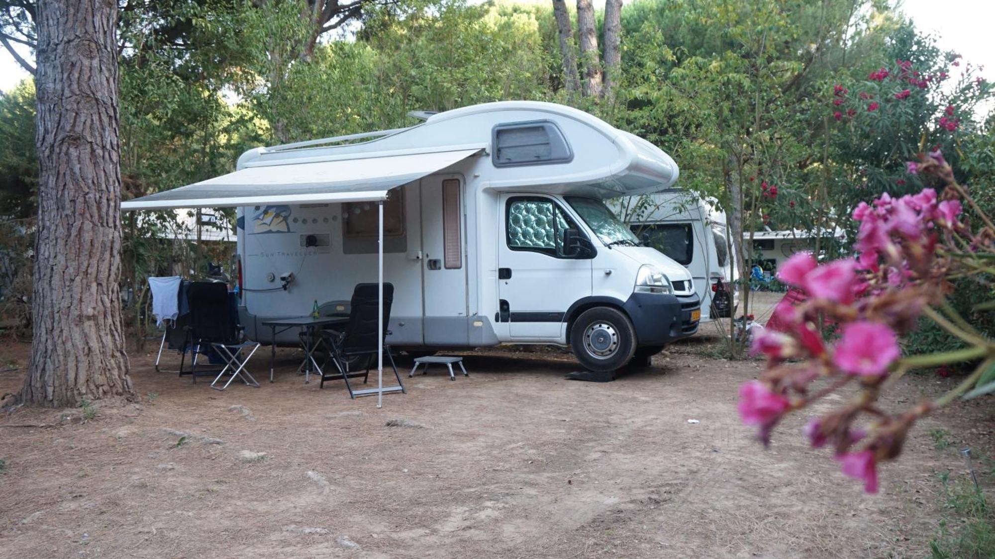 Ecolodge L'Etoile D'Argens Officiel サン・エギュルフ エクステリア 写真