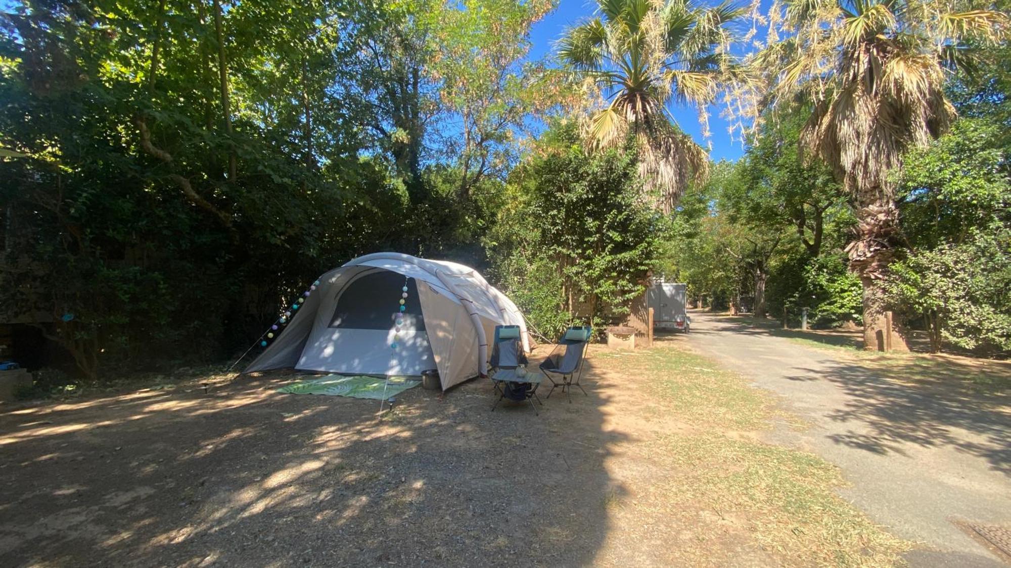 Ecolodge L'Etoile D'Argens Officiel サン・エギュルフ エクステリア 写真